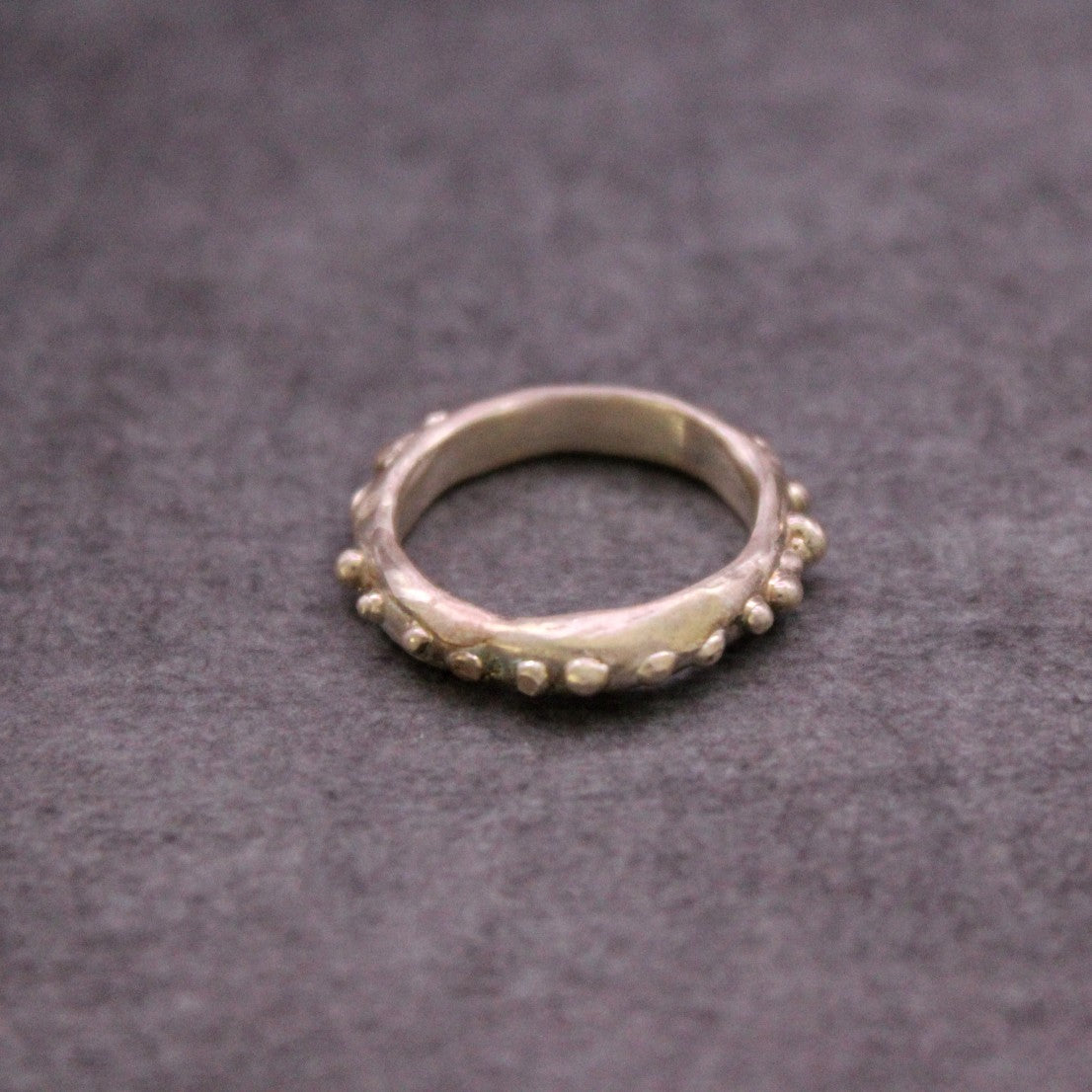 SILVER DOTS RING ‘’R002SS’’