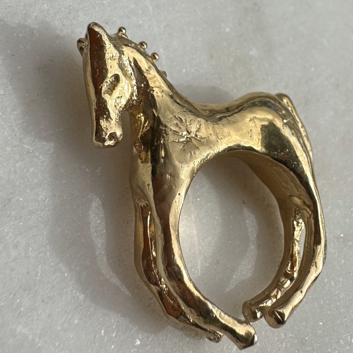 GOLD HORSE RING ‘’R200GP’’