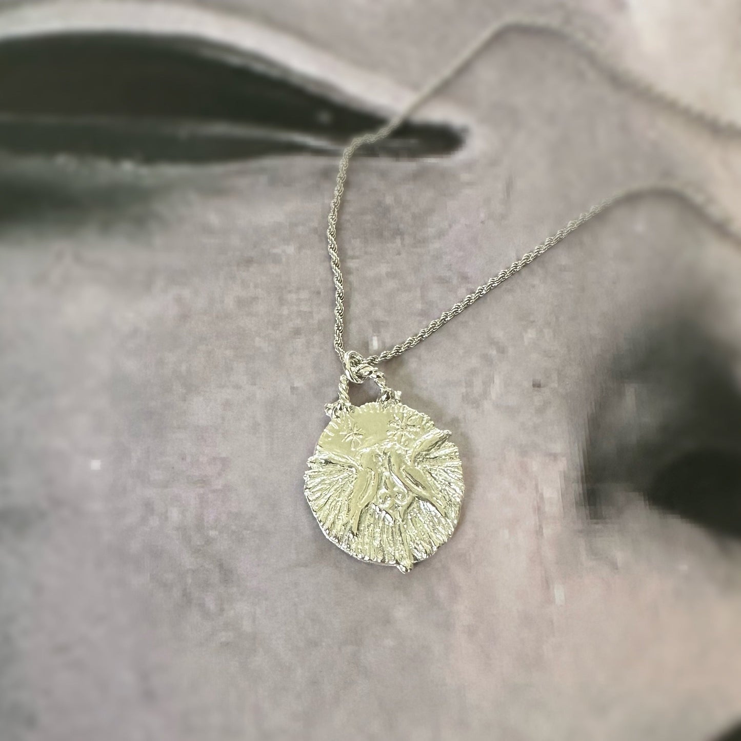 SILVER CARVED BIRDS NECKLACE ‘’N043SS’’