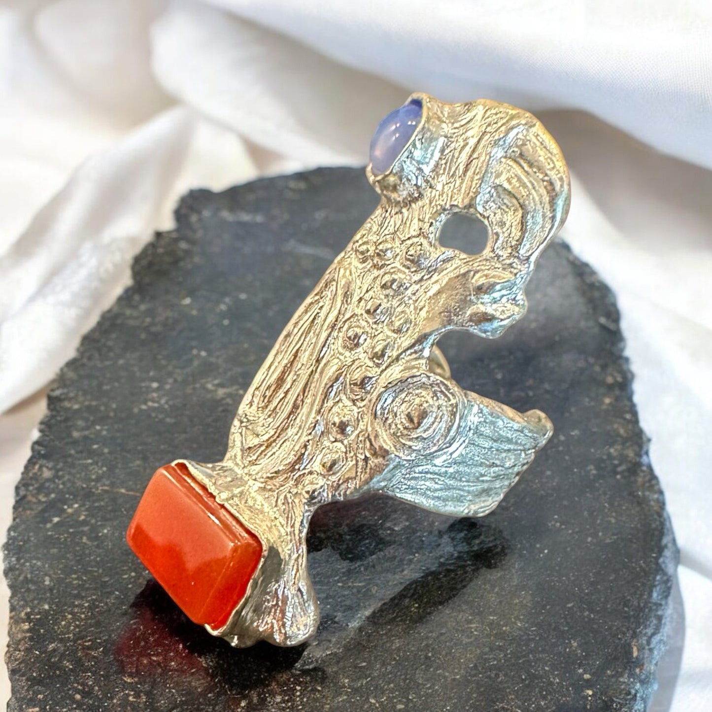 BIRD RING ''R677SS CARNELIAN + BLUE LACE AGATE''