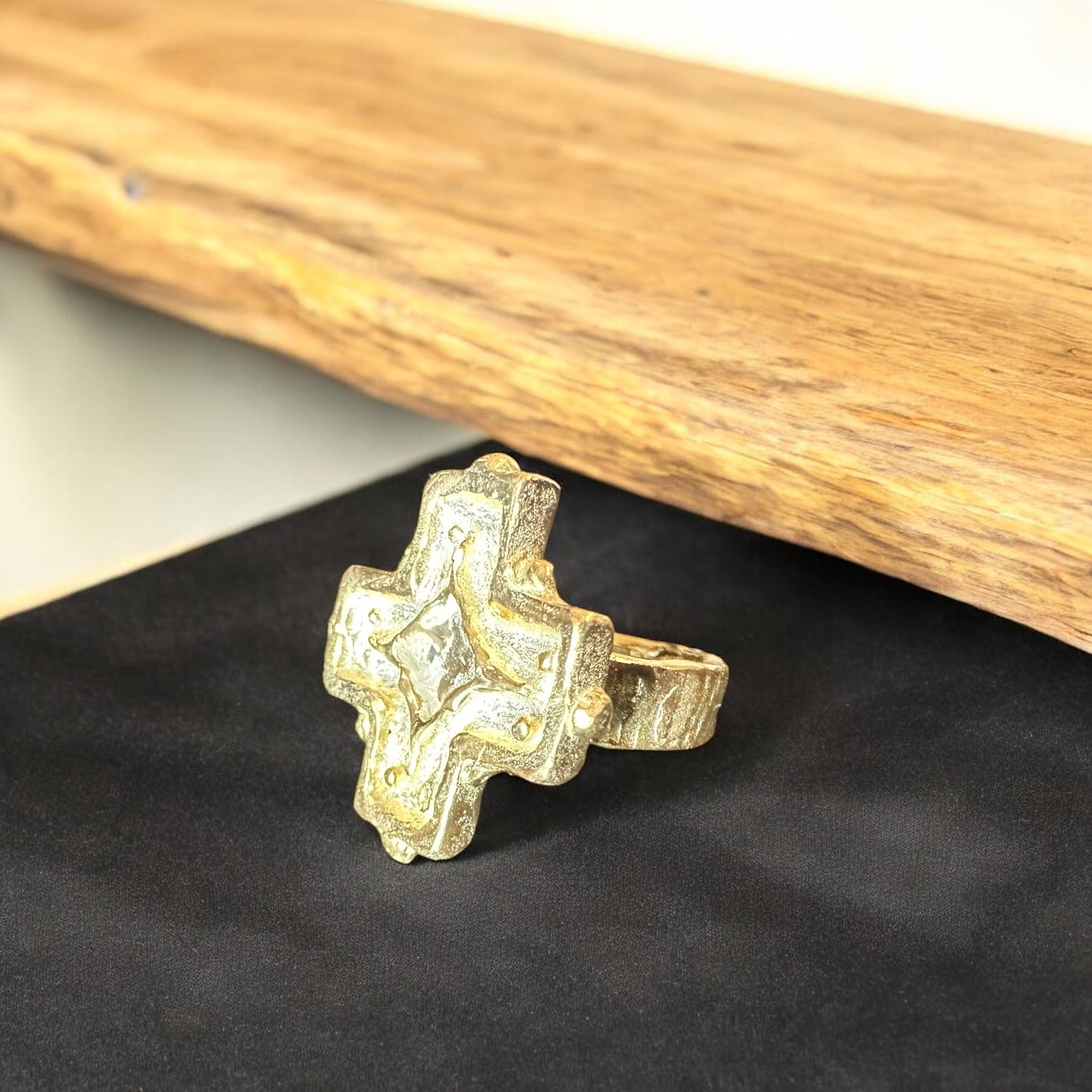 GOLD CROSS RING ‘’R234GP’’